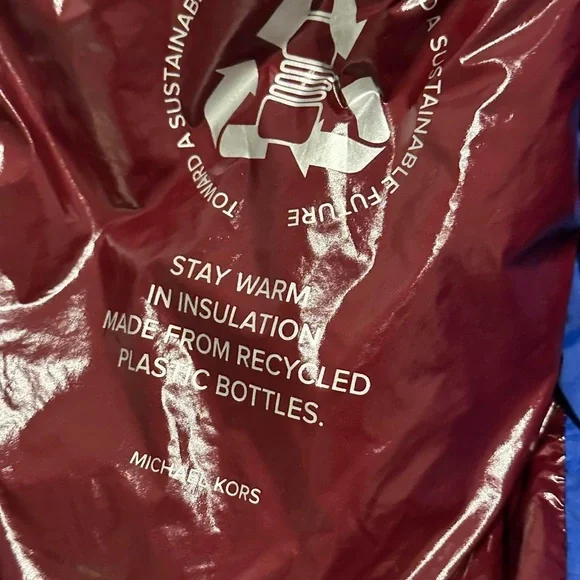 Men's Michael Kors Red Travel Engineered Puffer Jacket, Size XL - Picture 6 of 7